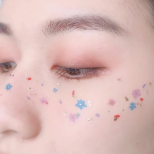 PAPERSELF Temporary Tattoo - Flower Freckles