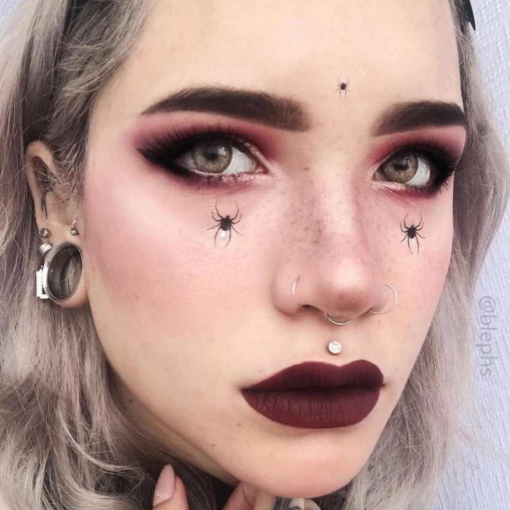 PAPERSELF Temporary Tattoo - Spider Web Henna