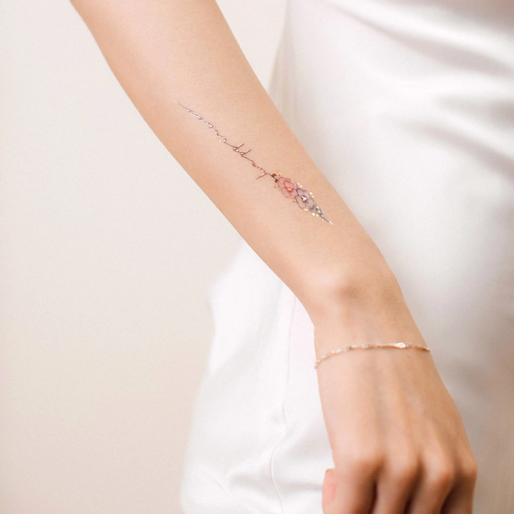 PAPERSELF Temporary tattoo - Flower Script