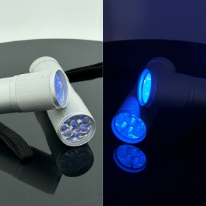 Mehron Blacklight Torch