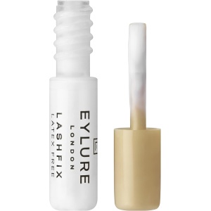 Eylure Fluttery Light 008 3/4 Length False Eyelashes (incl eyelash glue)